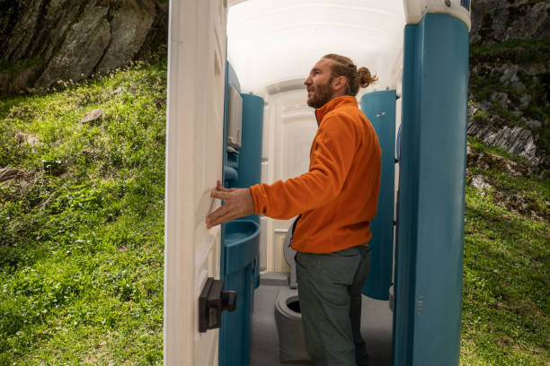 Best Porta potty rental near me  in Creighton, NE